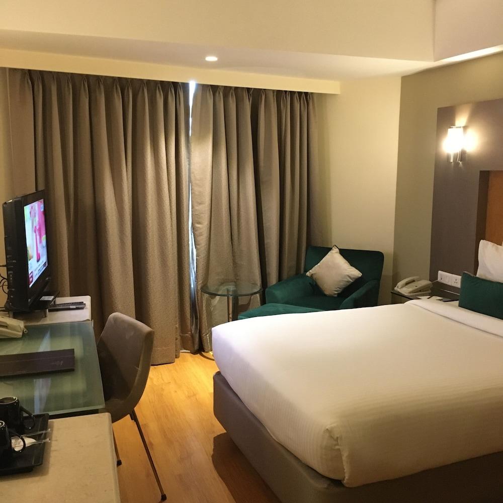 The Golkonda Hotel Hyderabad Exterior foto
